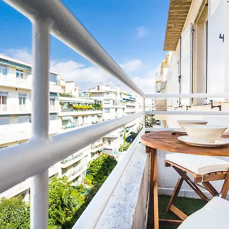 Apartmán Joli 2p Calme Proche Mer, Negresco & Centre - Clim, Terrasse & Wifi Nice